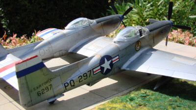 Maquette de F-82 Twin Mustang - image 8